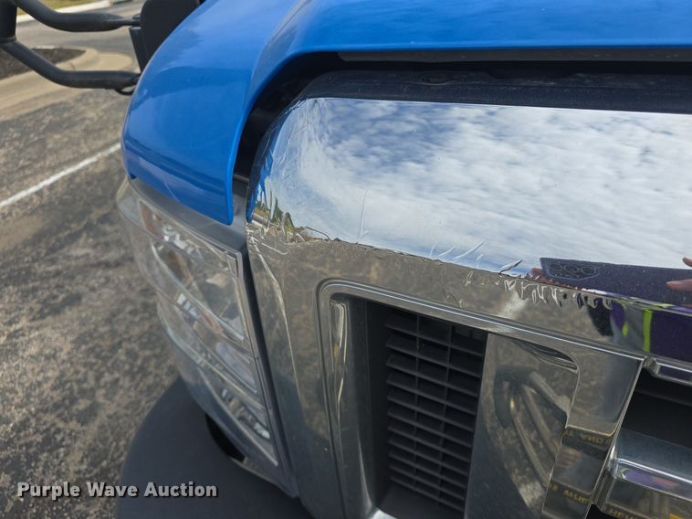 image for item DQ4557 2018 Senator II ST69940C shuttle bus