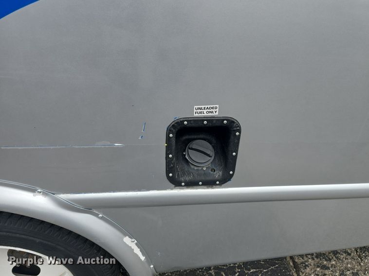 image for item DQ4557 2018 Senator II ST69940C shuttle bus