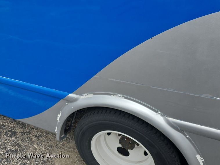 image for item DQ4557 2018 Senator II ST69940C shuttle bus