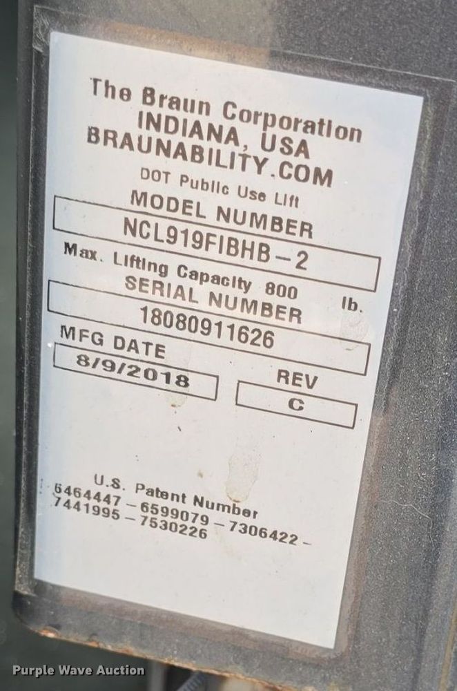 image for item DQ4557 2018 Senator II ST69940C shuttle bus