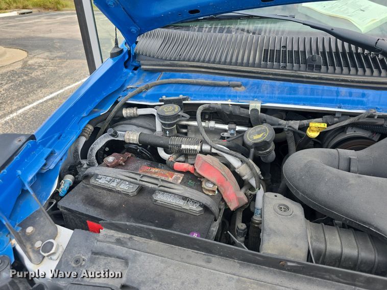 image for item DQ4557 2018 Senator II ST69940C shuttle bus