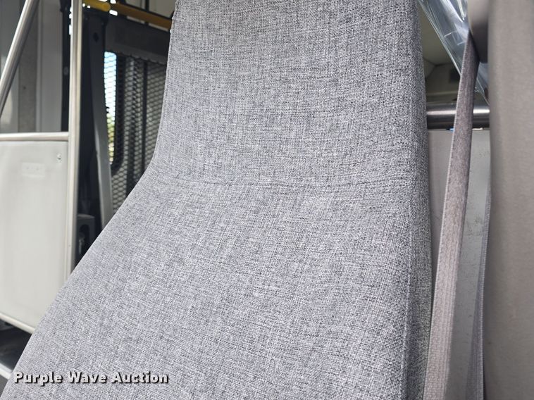 image for item DQ4558 2018 Senator II ST69923C shuttle bus