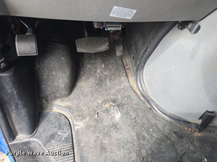 image for item DQ4558 2018 Senator II ST69923C shuttle bus