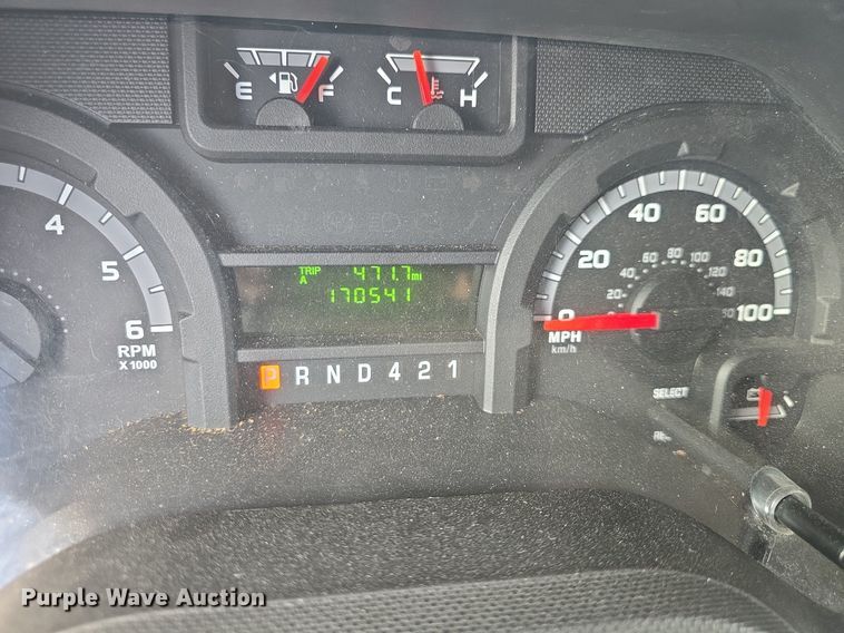 image for item DQ4558 2018 Senator II ST69923C shuttle bus