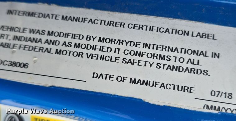 image for item DQ4558 2018 Senator II ST69923C shuttle bus