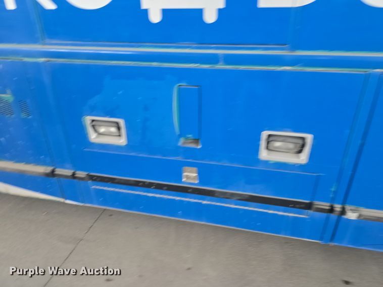 image for item DQ4559 2012 Motor Coach D4500 transit bus