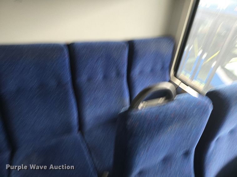 image for item DQ4559 2012 Motor Coach D4500 transit bus