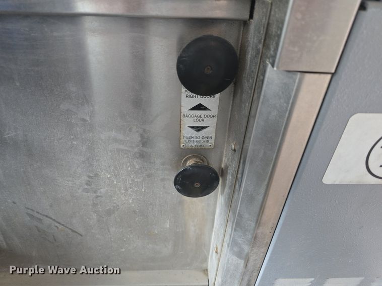 image for item DQ4559 2012 Motor Coach D4500 transit bus