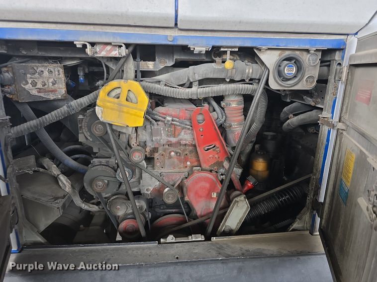 image for item DQ4559 2012 Motor Coach D4500 transit bus