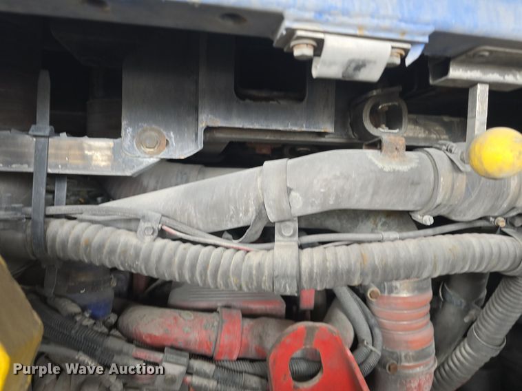 image for item DQ4559 2012 Motor Coach D4500 transit bus