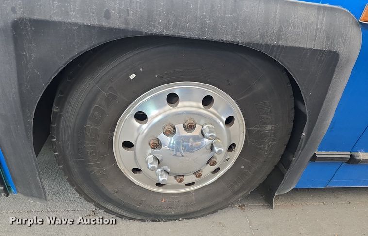 image for item DQ4559 2012 Motor Coach D4500 transit bus