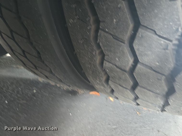 image for item DQ4559 2012 Motor Coach D4500 transit bus