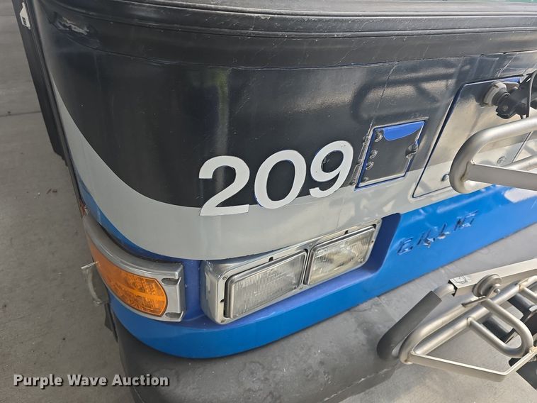 image for item DQ4560 2006 Gillig  G29D102N4 transit bus