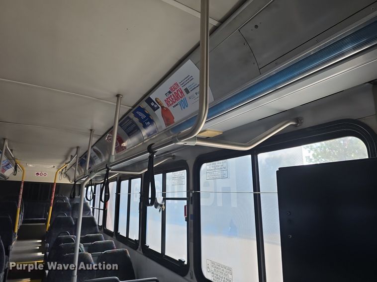 image for item DQ4560 2006 Gillig  G29D102N4 transit bus