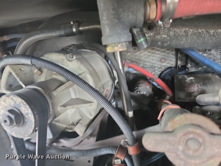 image for item DQ4560 2006 Gillig  G29D102N4 transit bus