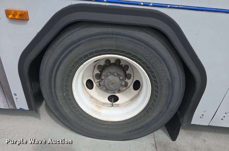 image for item DQ4560 2006 Gillig  G29D102N4 transit bus