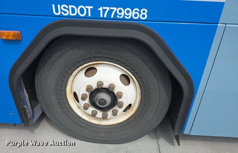 image for item DQ4560 2006 Gillig  G29D102N4 transit bus