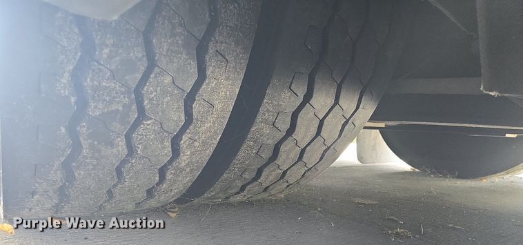 image for item DQ4560 2006 Gillig  G29D102N4 transit bus