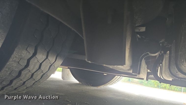 image for item DQ4560 2006 Gillig  G29D102N4 transit bus