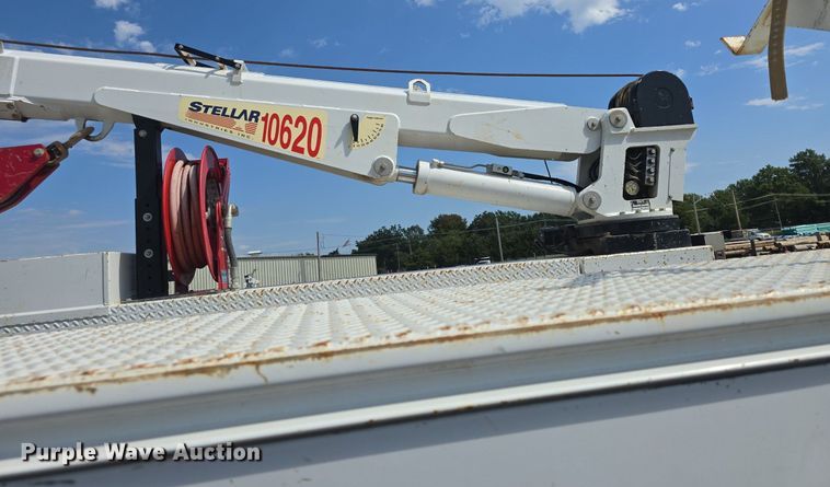 image for item DQ4562 2002 Chevrolet C6500 utility / service truck