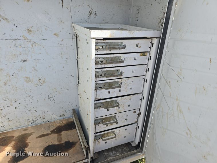 image for item DQ4562 2002 Chevrolet C6500 utility / service truck