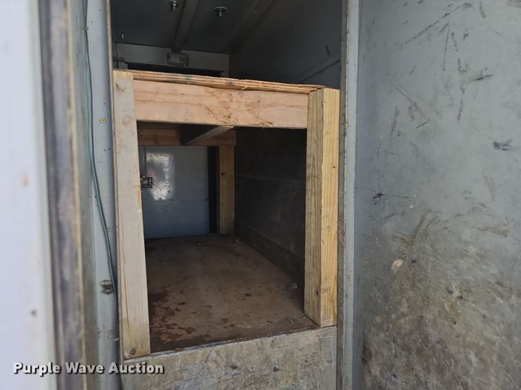 image for item DQ4562 2002 Chevrolet C6500 utility / service truck