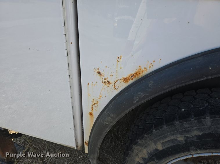 image for item DQ4562 2002 Chevrolet C6500 utility / service truck