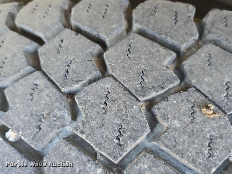 image for item DQ4562 2002 Chevrolet C6500 utility / service truck