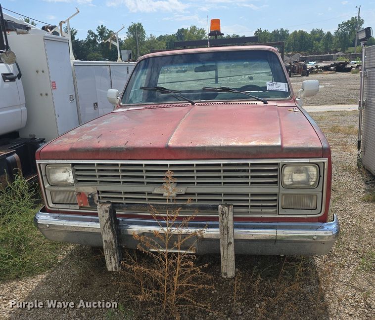 image for item DQ4563 1984 Chevrolet Scottsdale 10 pickup truck