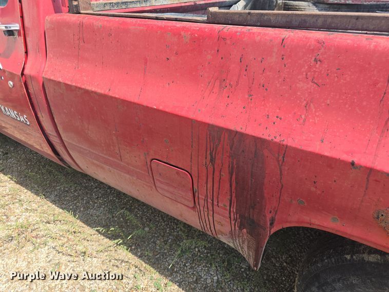 image for item DQ4563 1984 Chevrolet Scottsdale 10 pickup truck