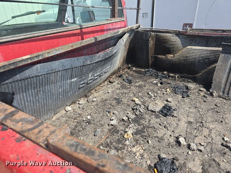 image for item DQ4563 1984 Chevrolet Scottsdale 10 pickup truck