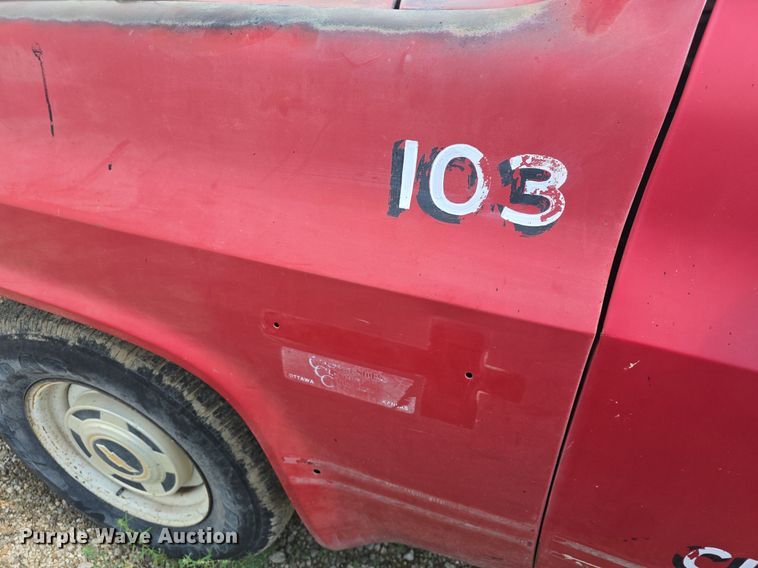 image for item DQ4563 1984 Chevrolet Scottsdale 10 pickup truck