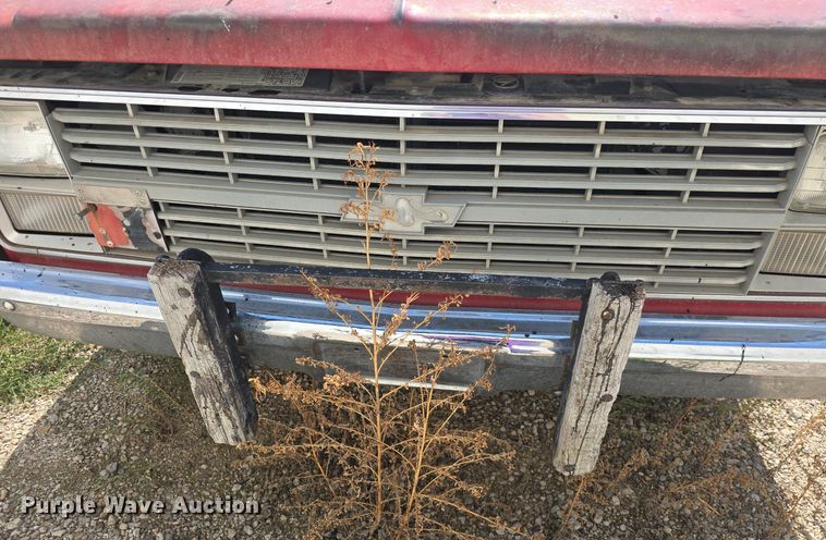 image for item DQ4563 1984 Chevrolet Scottsdale 10 pickup truck