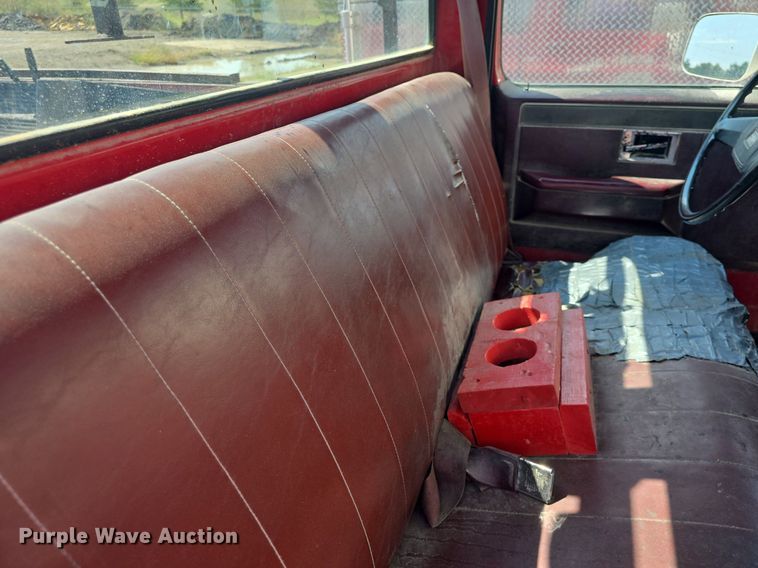 image for item DQ4563 1984 Chevrolet Scottsdale 10 pickup truck