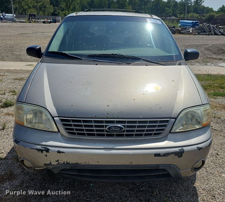 image for item DQ4567 2002 Ford Windstar LX SUV