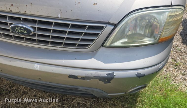 image for item DQ4567 2002 Ford Windstar LX SUV