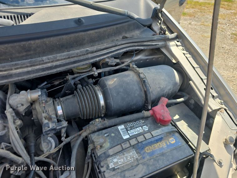 image for item DQ4567 2002 Ford Windstar LX SUV