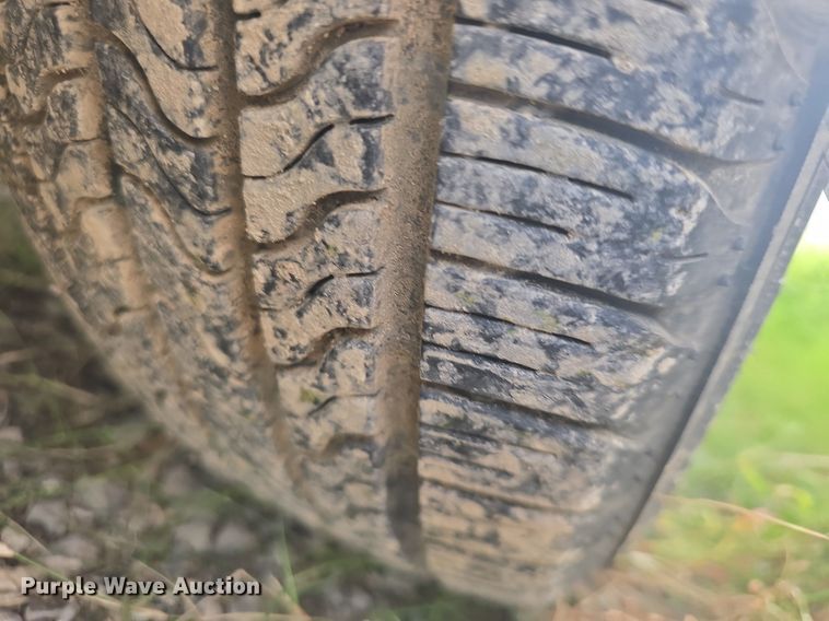 image for item DQ4567 2002 Ford Windstar LX SUV