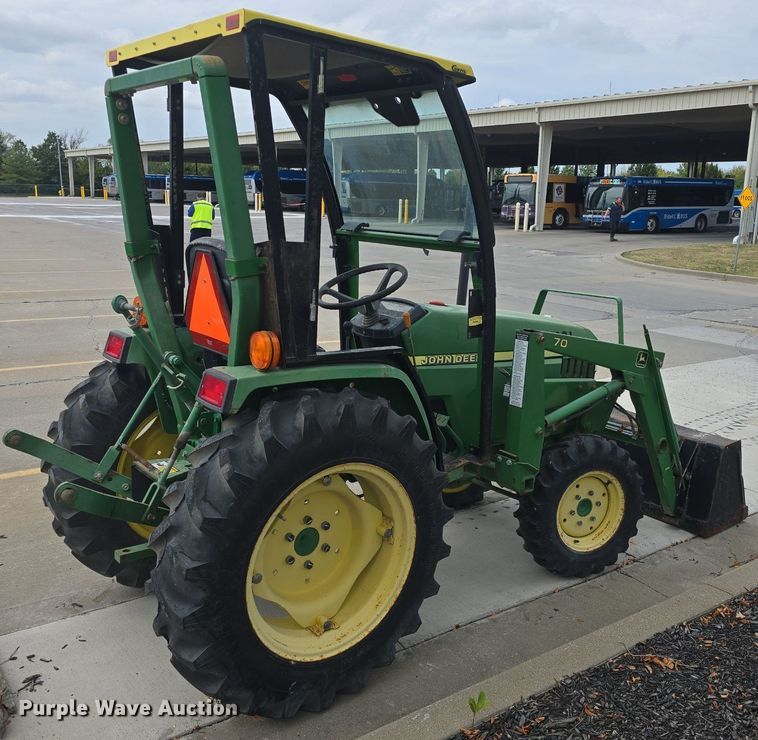 image for item DQ4574 2001 John Deere  790 MFWD tractor