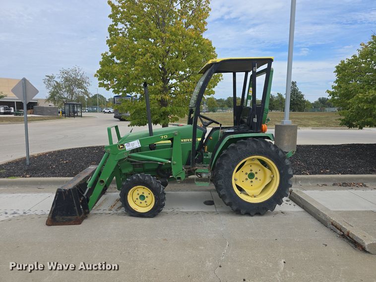 image for item DQ4574 2001 John Deere  790 MFWD tractor