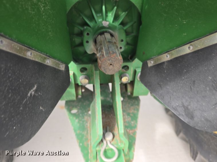 image for item DQ4574 2001 John Deere  790 MFWD tractor