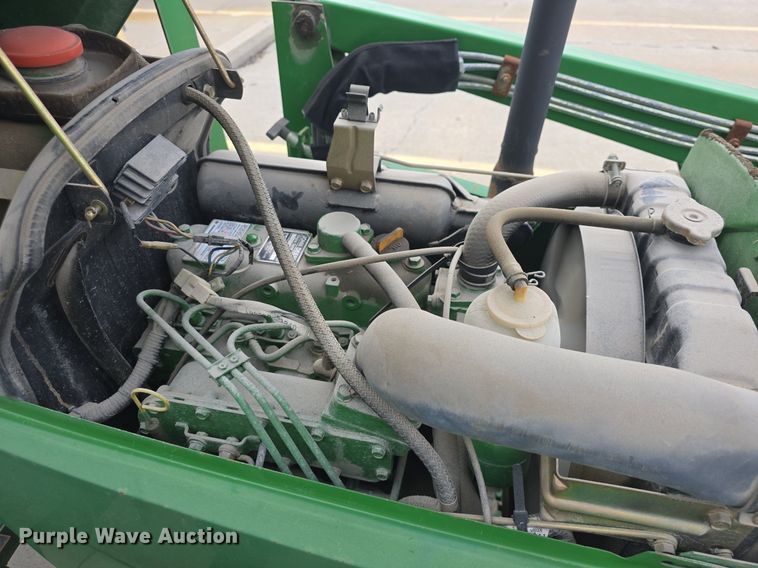 image for item DQ4574 2001 John Deere  790 MFWD tractor