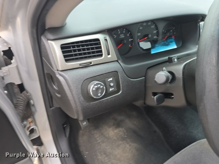 image for item DQ4575 2015 Chevrolet Impala Limited Police Cruiser 