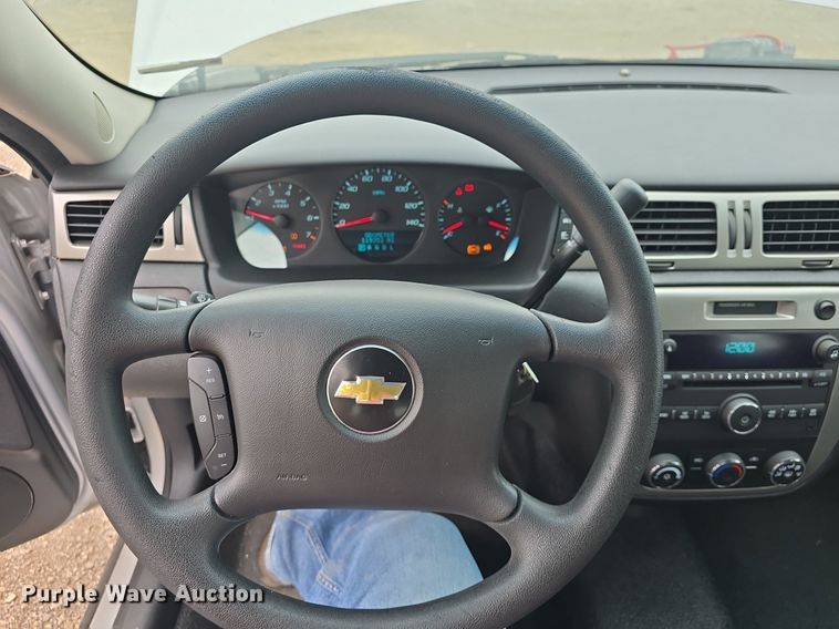 image for item DQ4575 2015 Chevrolet Impala Limited Police Cruiser 