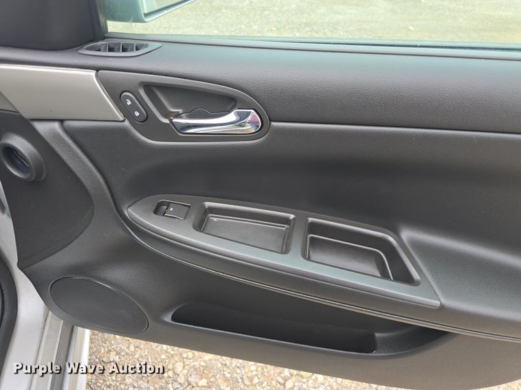image for item DQ4575 2015 Chevrolet Impala Limited Police Cruiser 