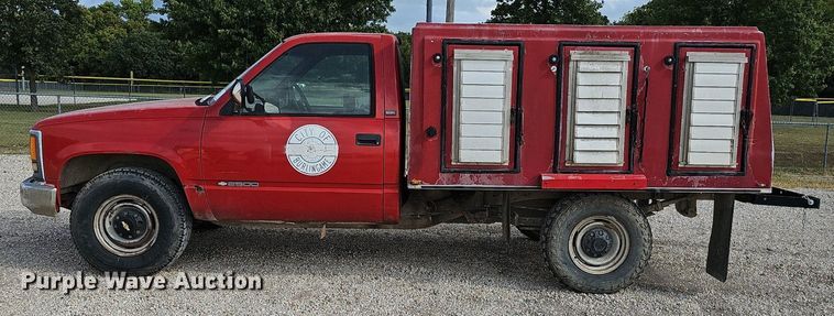 image for item DQ5150 1994 Chevrolet C2500 animal control pickup truck