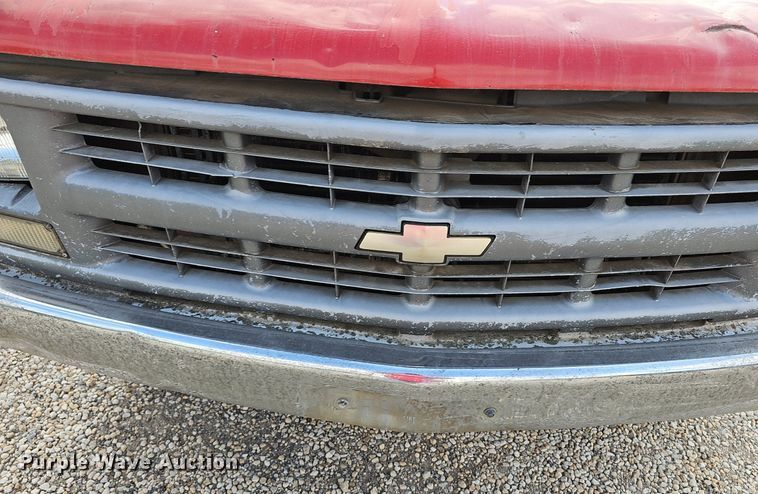 image for item DQ5150 1994 Chevrolet C2500 animal control pickup truck