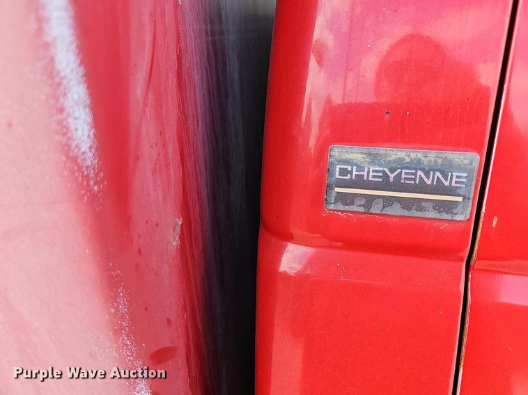 image for item DQ5150 1994 Chevrolet C2500 animal control pickup truck