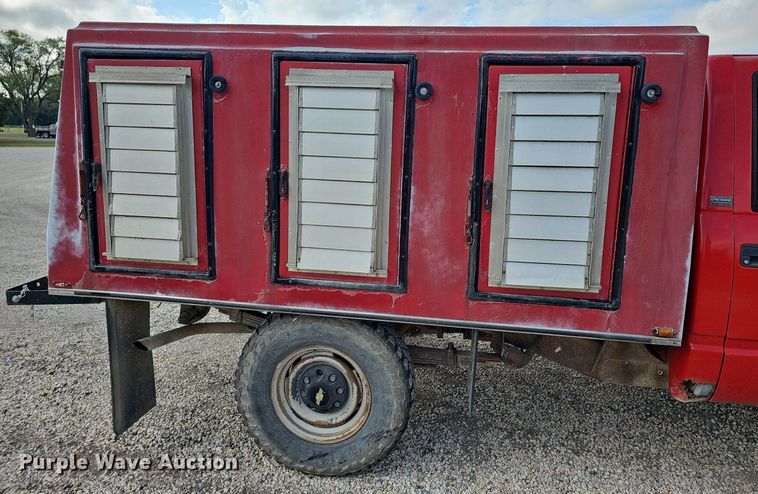 image for item DQ5150 1994 Chevrolet C2500 animal control pickup truck