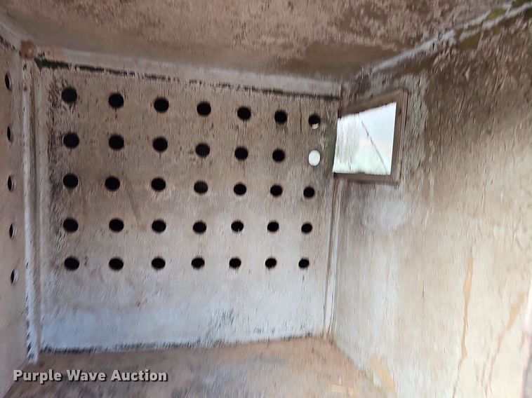 image for item DQ5150 1994 Chevrolet C2500 animal control pickup truck